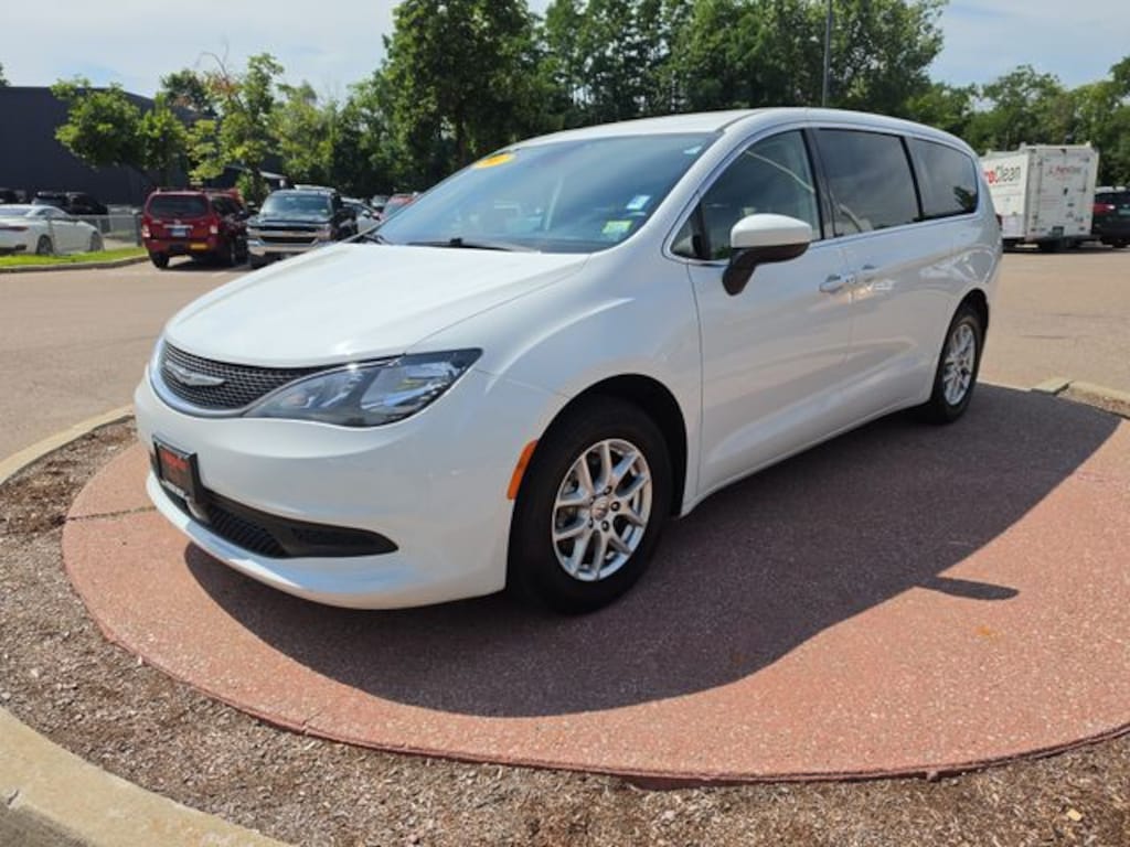 Used 2021 Chrysler Voyager LX Van Passenger Van