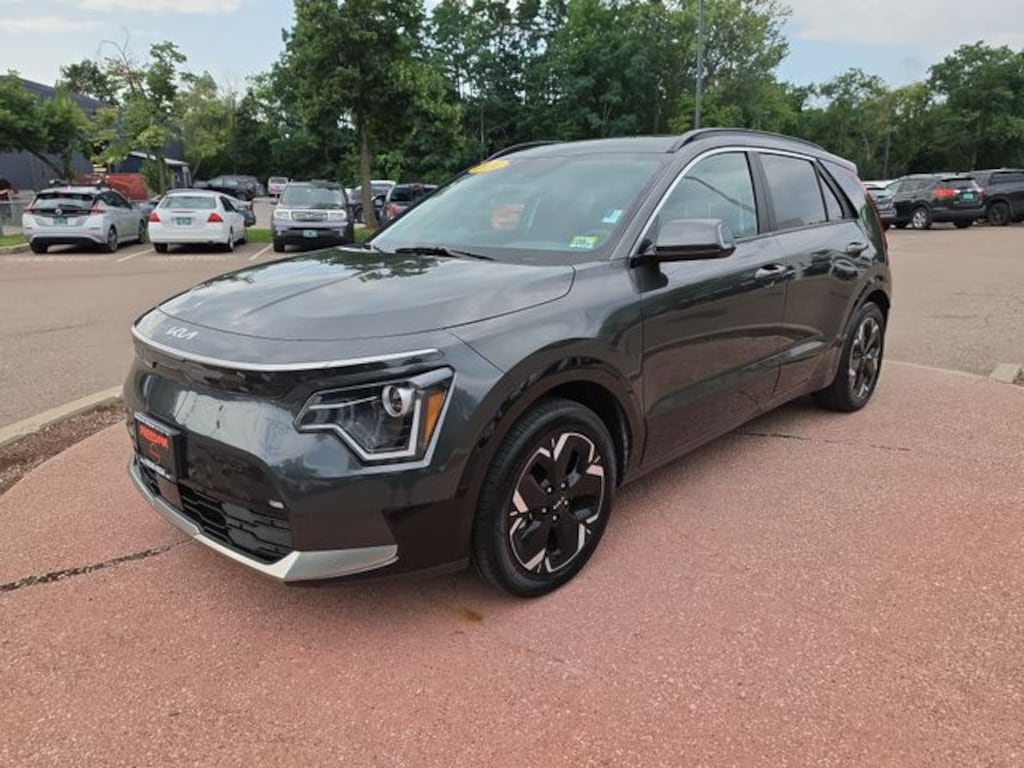 Used 2024 Kia Niro EV Wind SUV