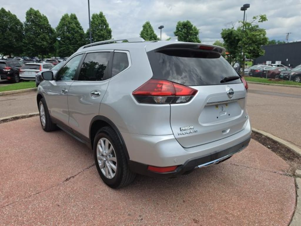 Used 2019 Nissan Rogue SV SUV