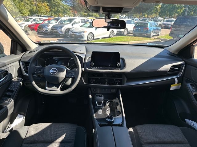 2026 Nissan Rogue SV - Photo 6