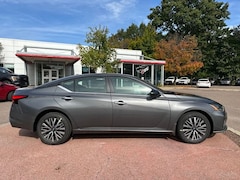 New 2025 Nissan Altima SV Sedan in South Burlington
