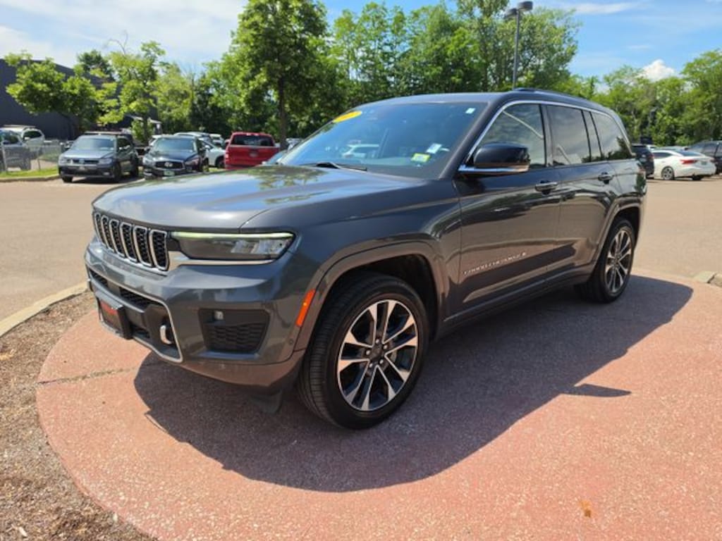 Used 2022 Jeep Grand Cherokee Overland SUV