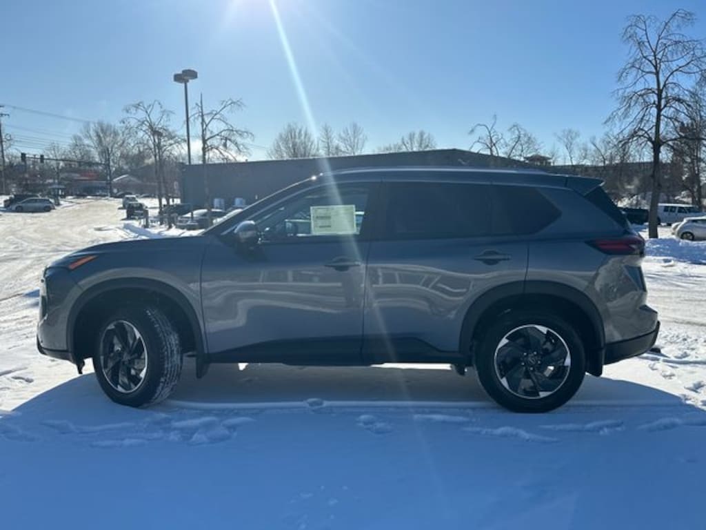 New 2026 Nissan Rogue SV SUV