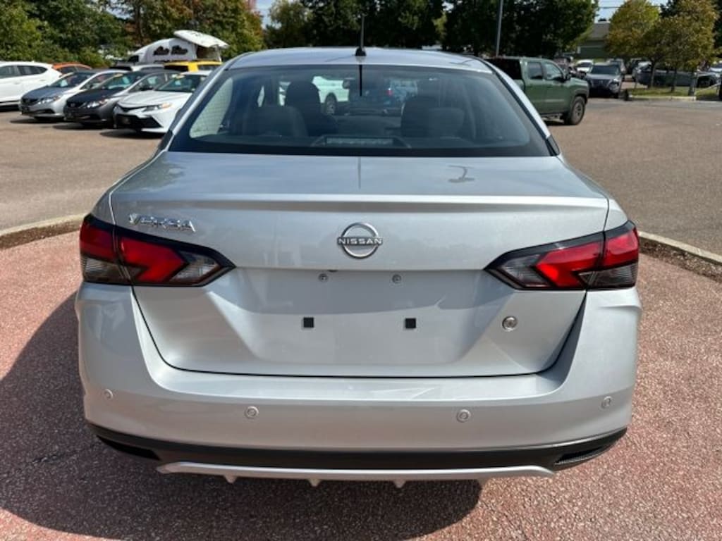 Used 2025 Nissan Versa 1.6 S Sedan