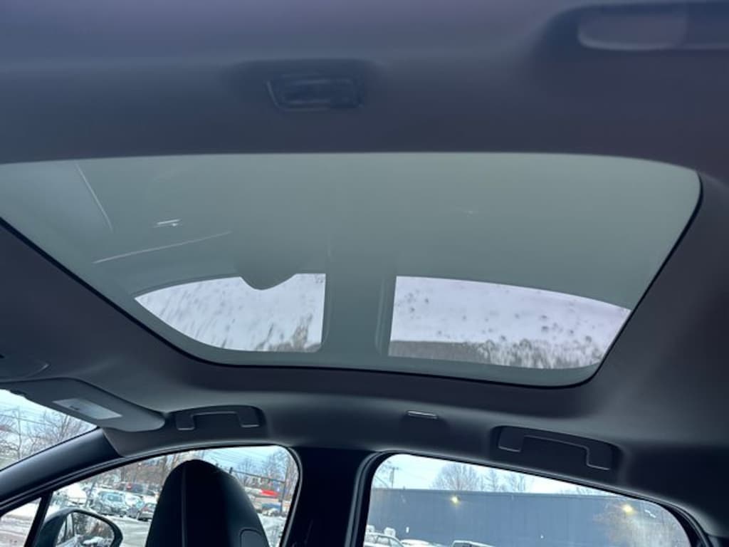 New 2026 Nissan Leaf Platinum+ FWD