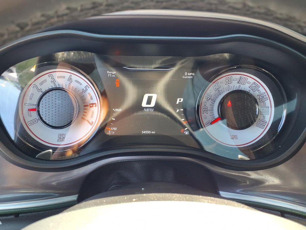 2021 Dodge Challenger R/T - Photo 6