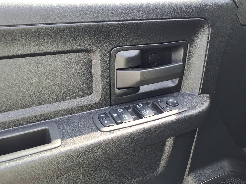 2022 RAM Ram 2500 Pickup Tradesman - Photo 4