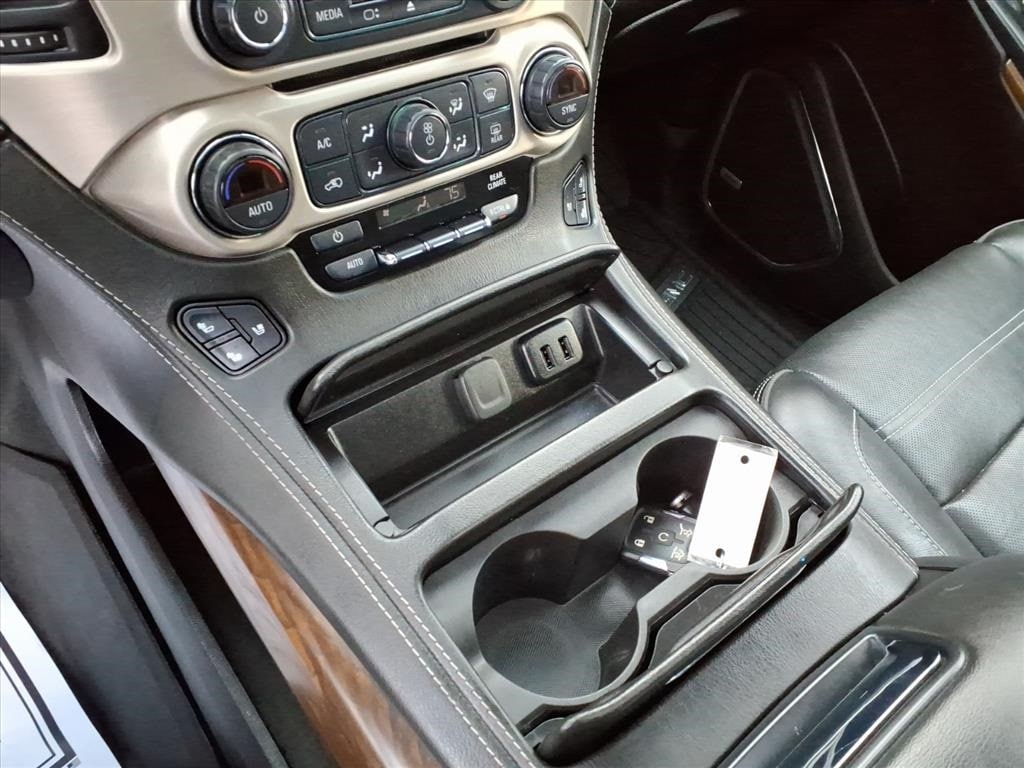 used 2020 GMC Yukon XL car, priced at $31,900