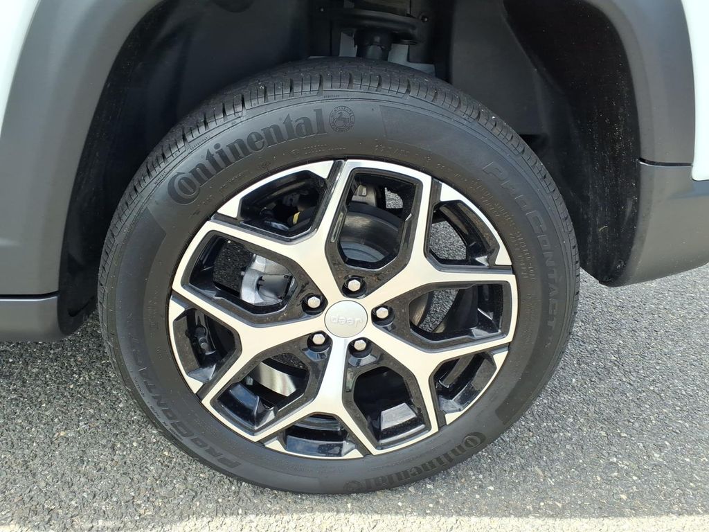 2024 Jeep Compass Limited - Photo 17