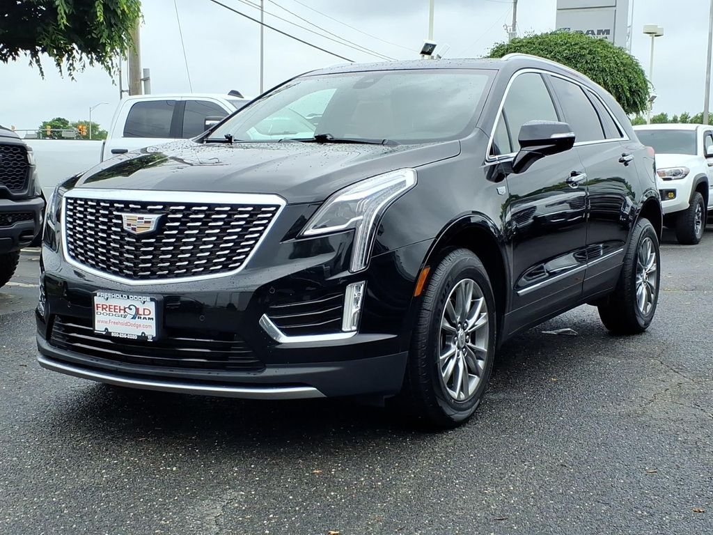 used 2021 Cadillac XT5 car, priced at $26,399