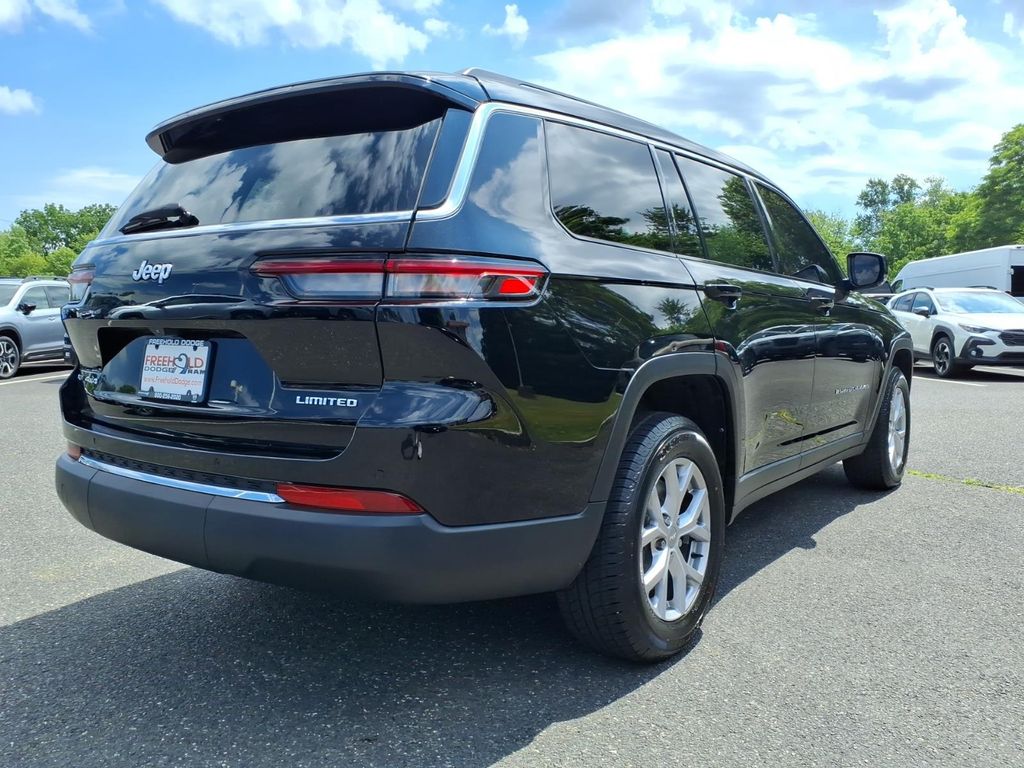used 2021 Jeep Grand Cherokee L car, priced at $21,599
