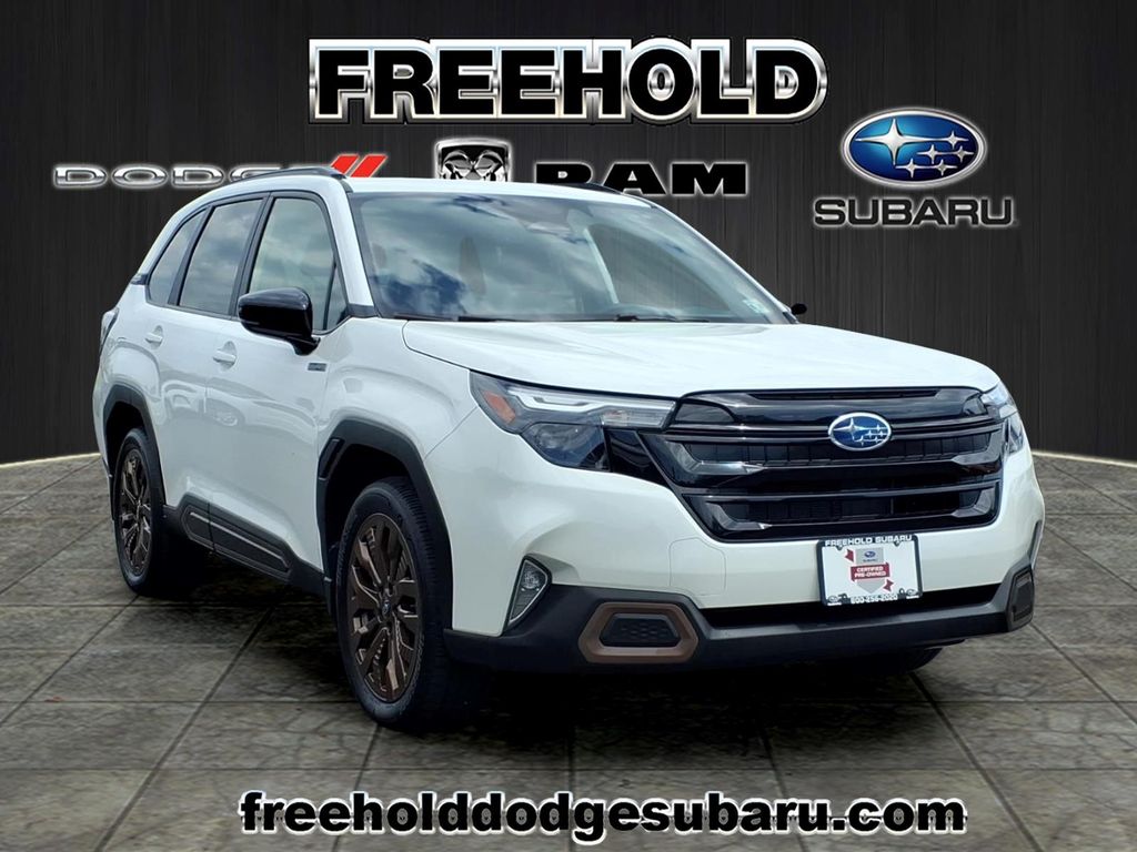 2025 Subaru Forester Sport Hybrid's photo