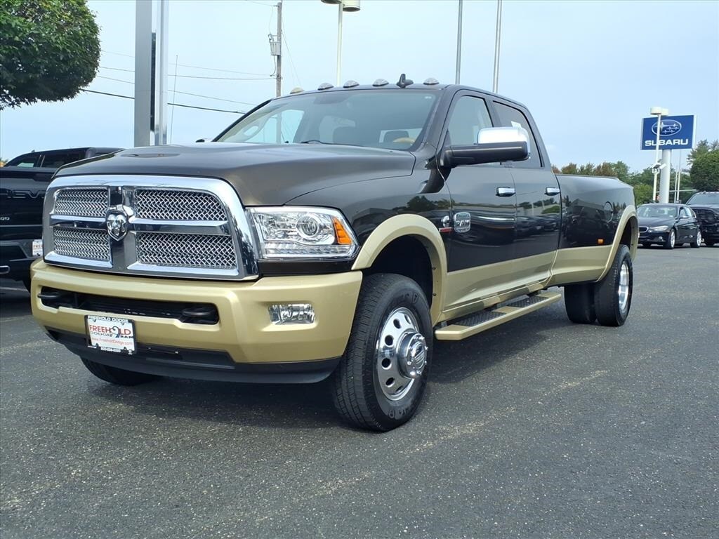 2013 Ram 3500 Laramie Longhorn photo 3