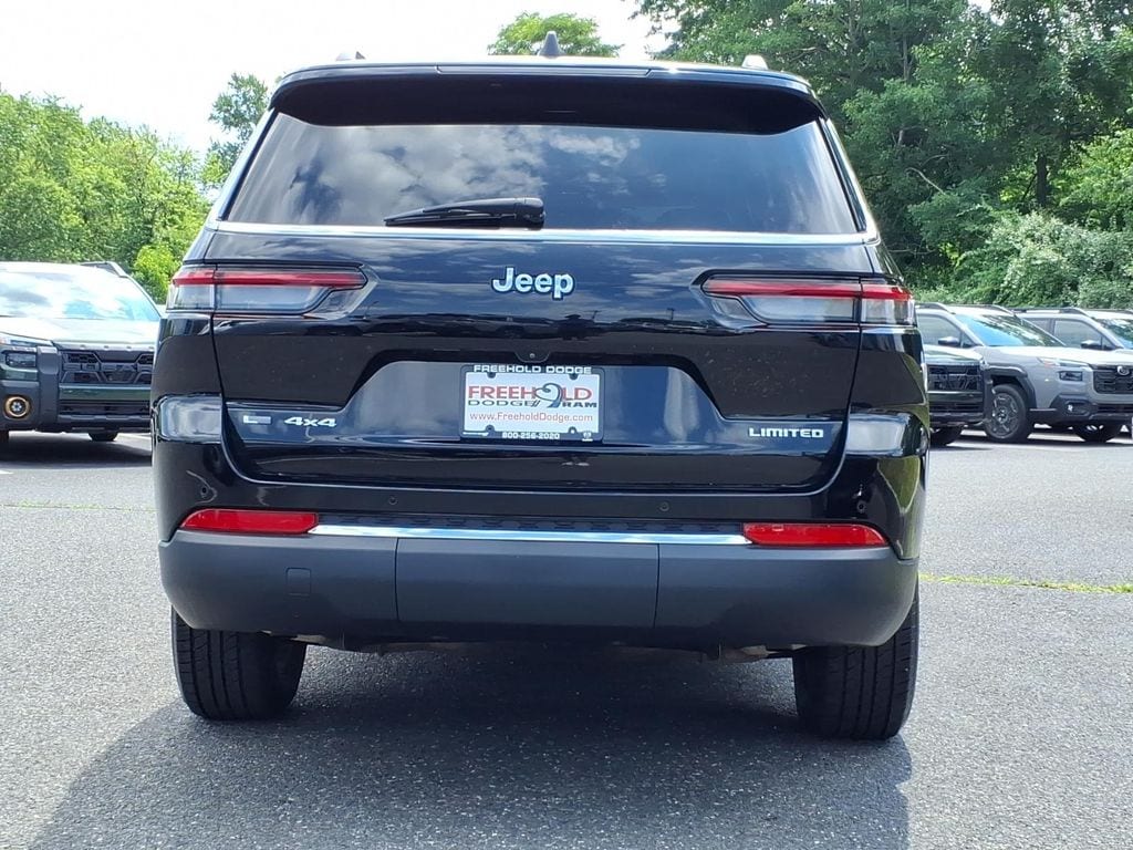 used 2021 Jeep Grand Cherokee L car, priced at $21,599
