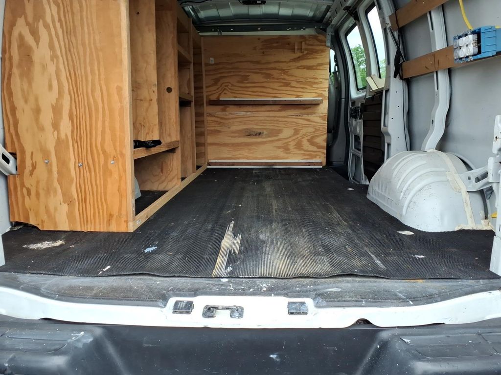 2017 GMC Savana Cargo Work Van - Photo 12