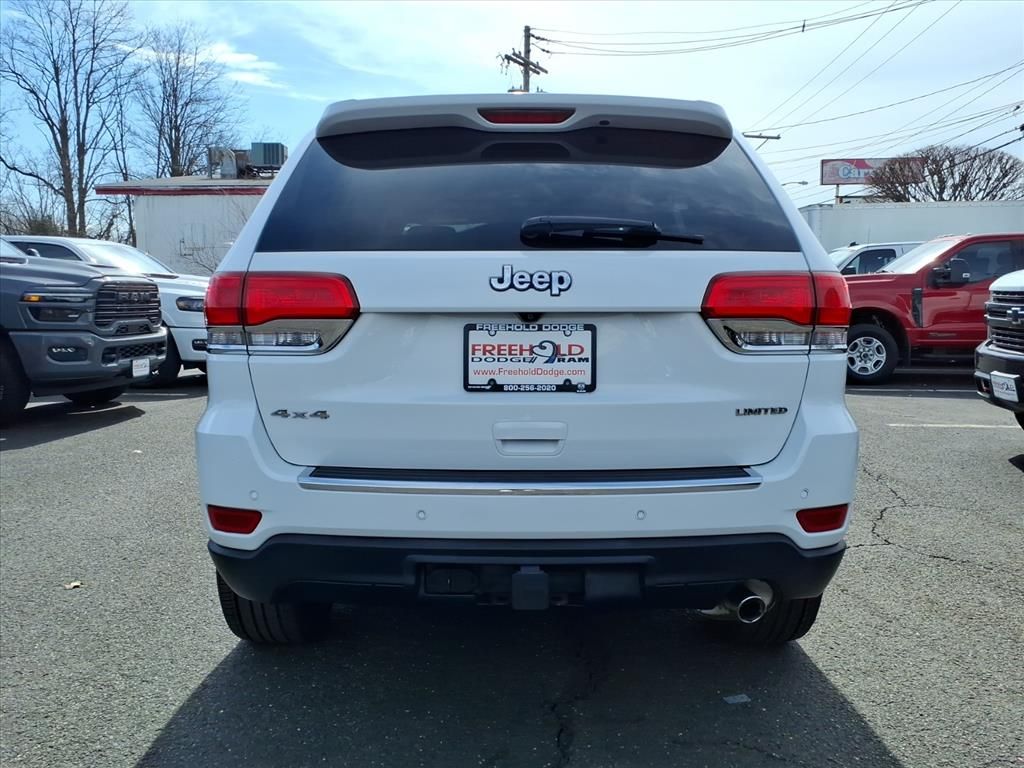 used 2015 Jeep Grand Cherokee car, priced at $10,599