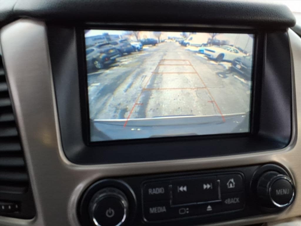 used 2020 GMC Yukon XL car, priced at $31,900