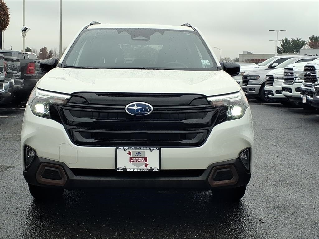 2025 Subaru Forester Sport photo 2