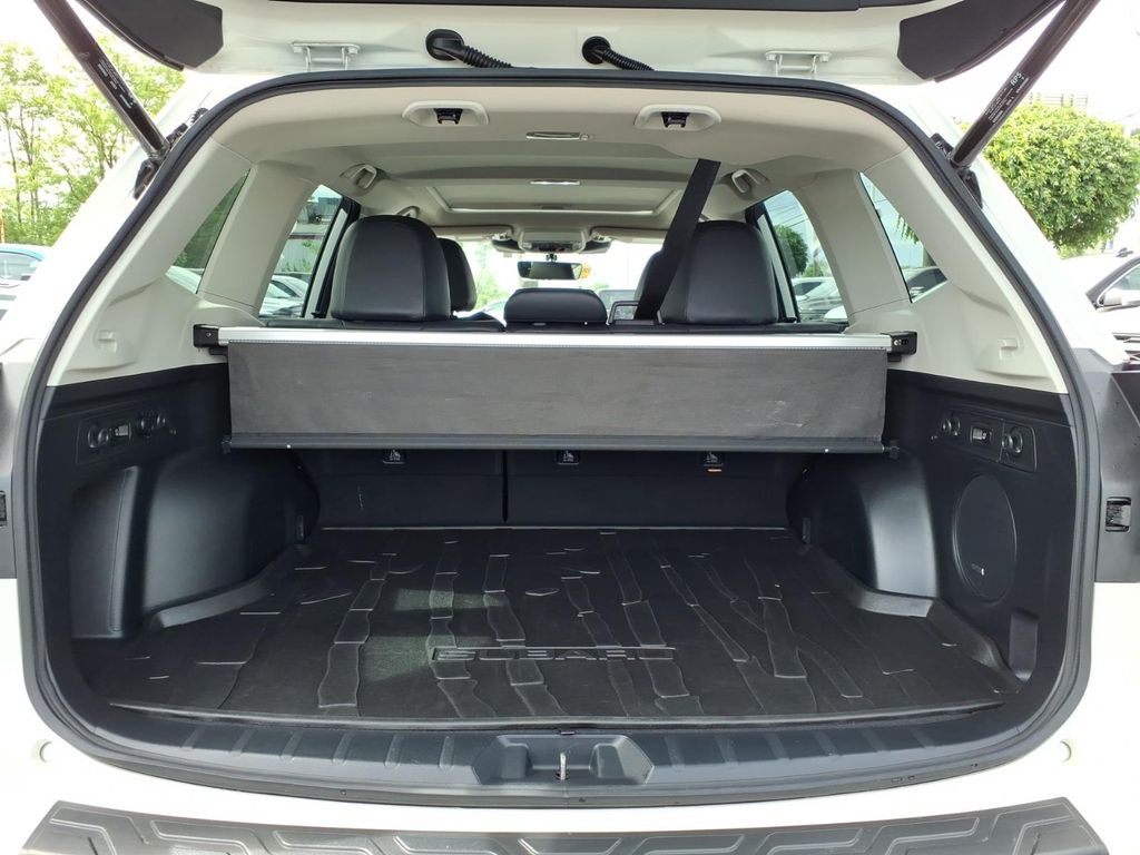 2023 Subaru Forester Limited - Photo 19