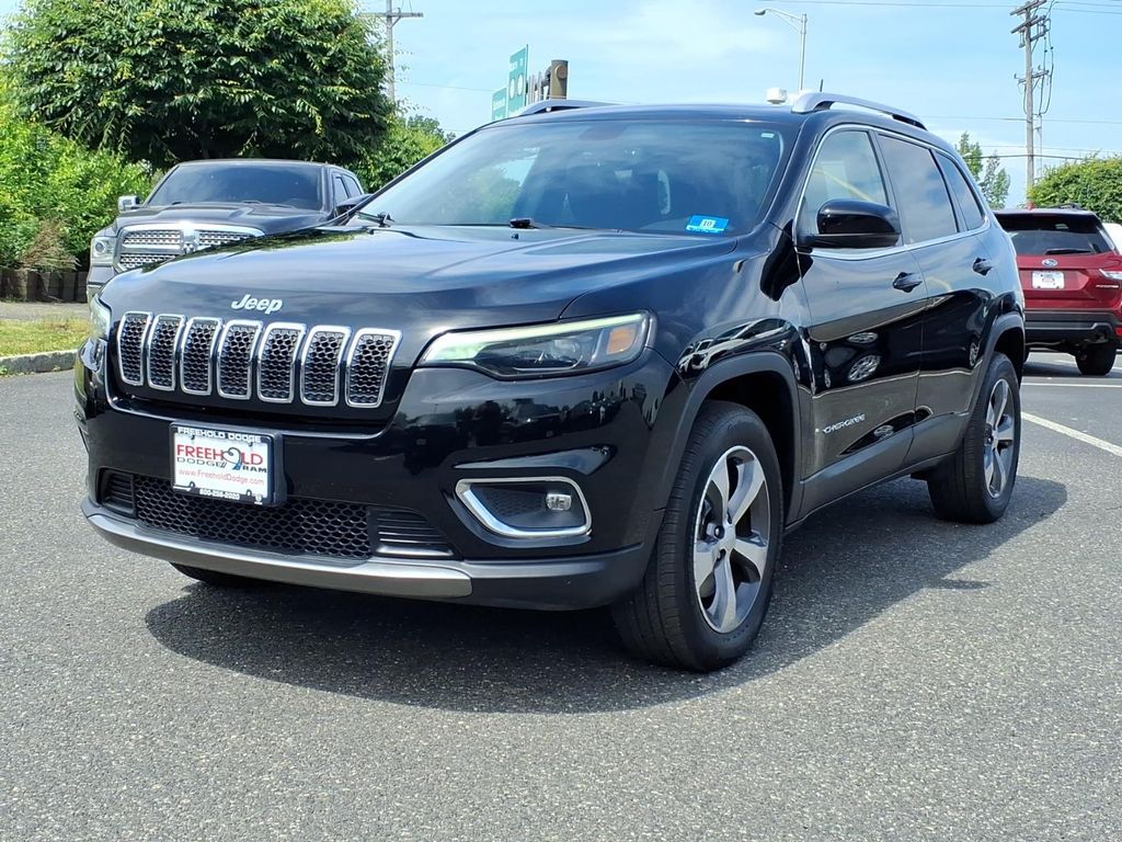 used 2020 Jeep Cherokee car, priced at $17,599