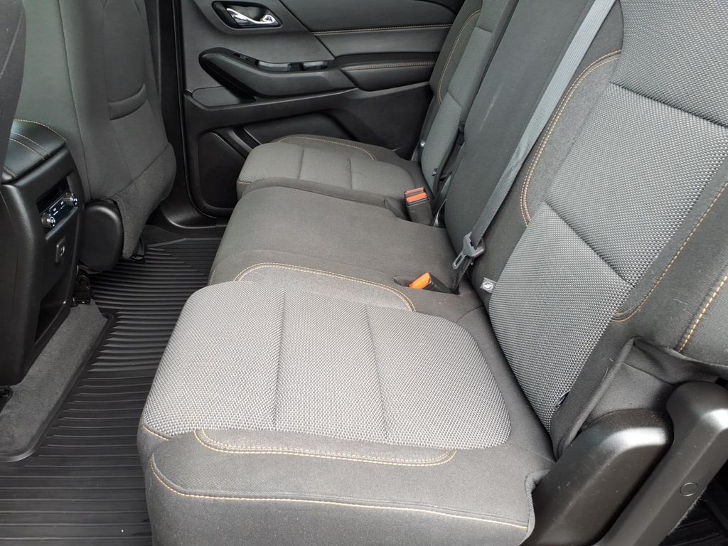 used 2020 Chevrolet Traverse car, priced at $17,599