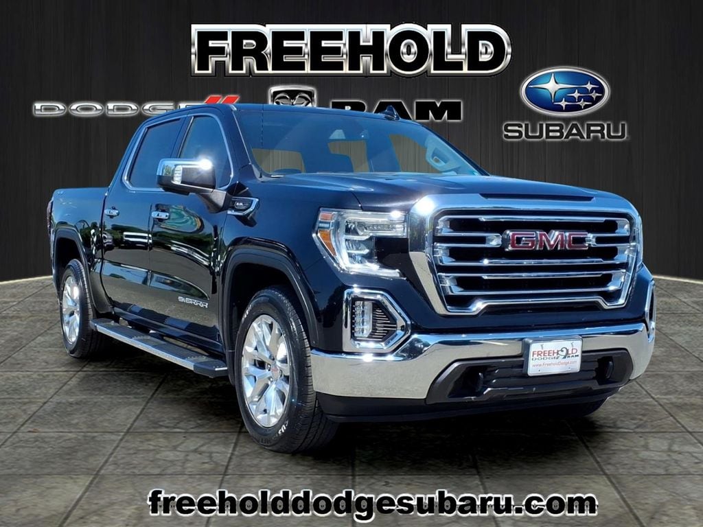 2020 GMC Sierra 4WD Crew Cab Short Box SLT's photo