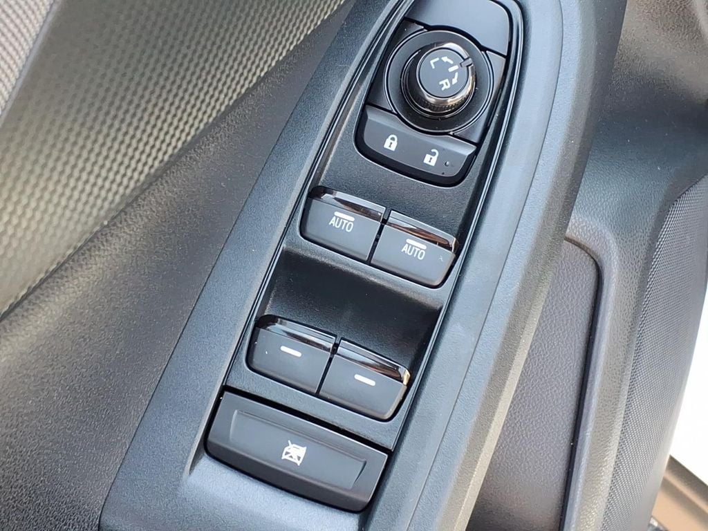 2024 Subaru Crosstrek Premium - Photo 11