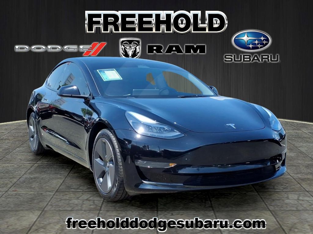 2023 Tesla Model 3 -'s photo