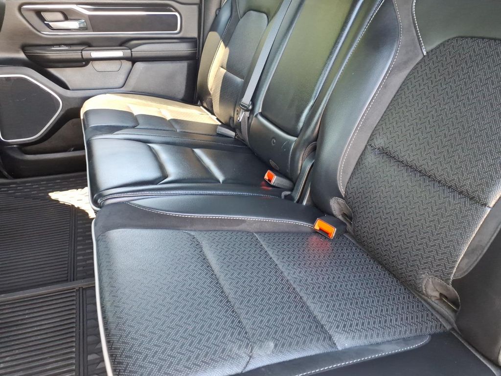 2022 RAM Ram 1500 Pickup Laramie - Photo 16