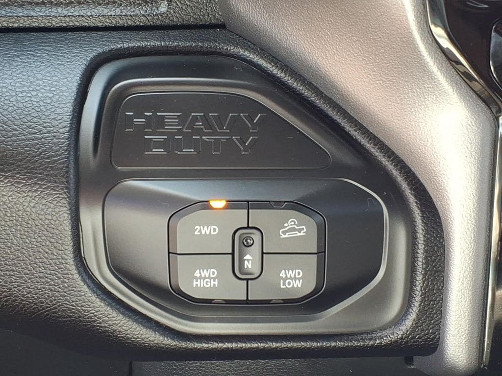 2025 RAM Ram 2500 Pickup Big Horn - Photo 8