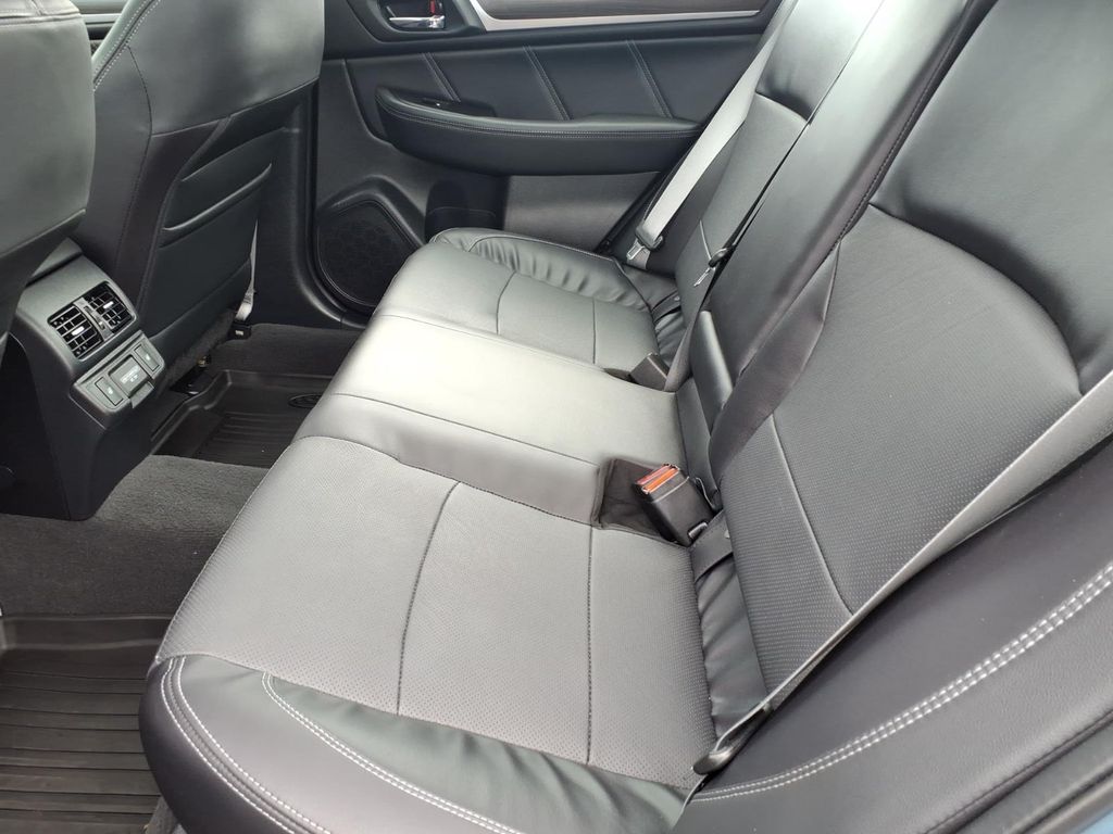 2018 Subaru Legacy Limited - Photo 16