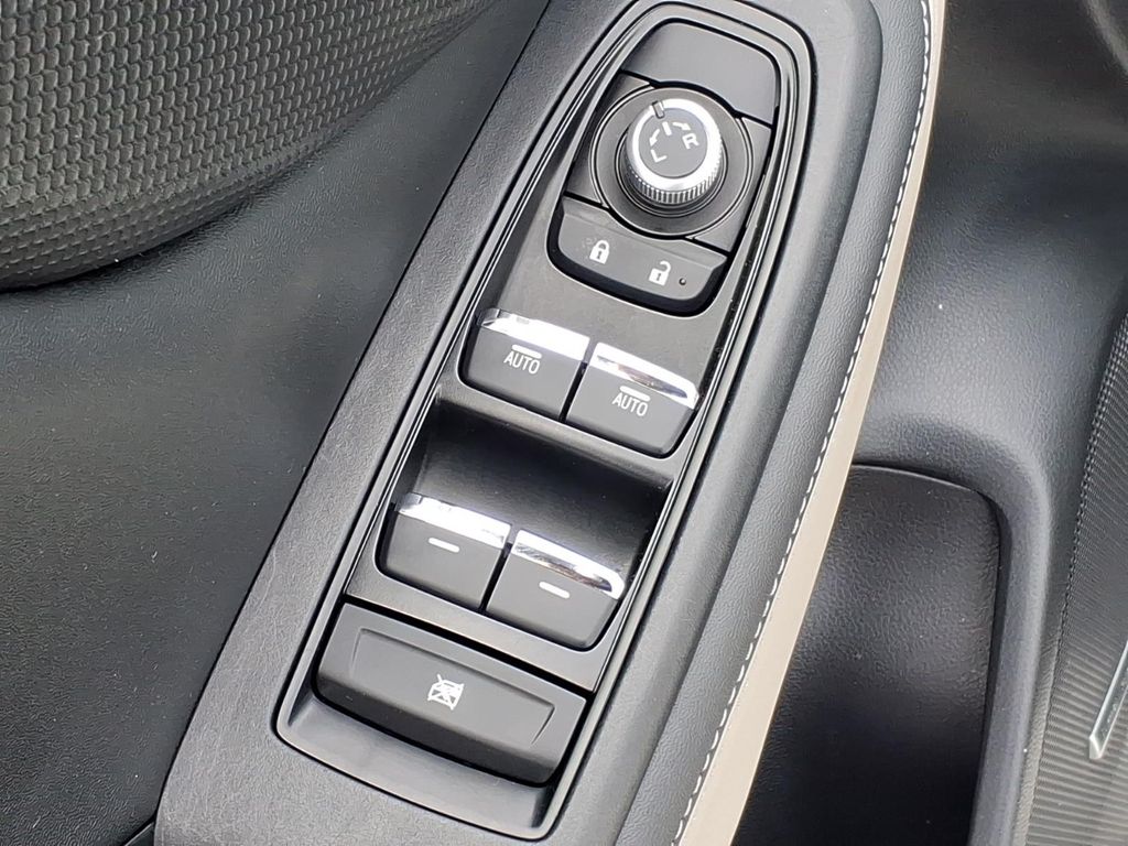 2023 Subaru Forester Limited - Photo 13
