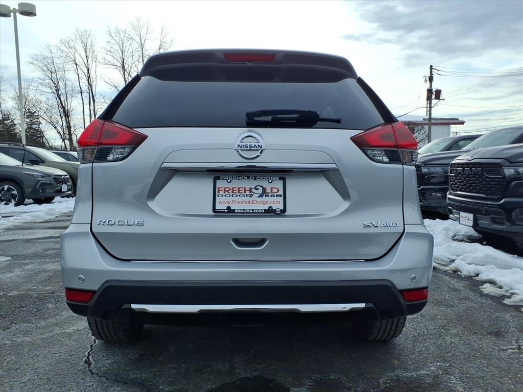 used 2020 Nissan Rogue car, priced at $13,900