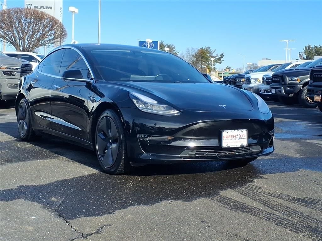 2019 Tesla Model 3 Base