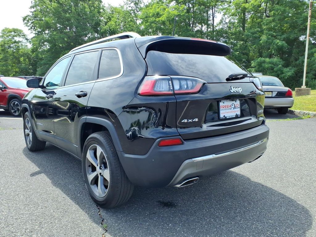 used 2020 Jeep Cherokee car, priced at $17,599