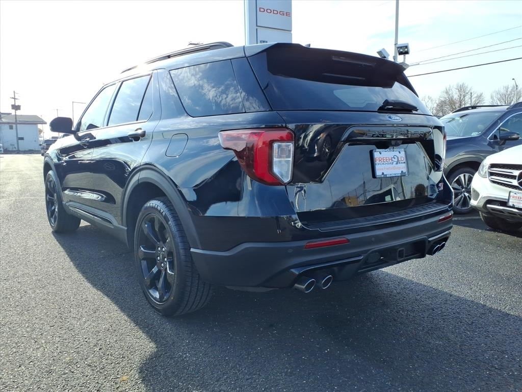 used 2023 Ford Explorer car, priced at $38,900