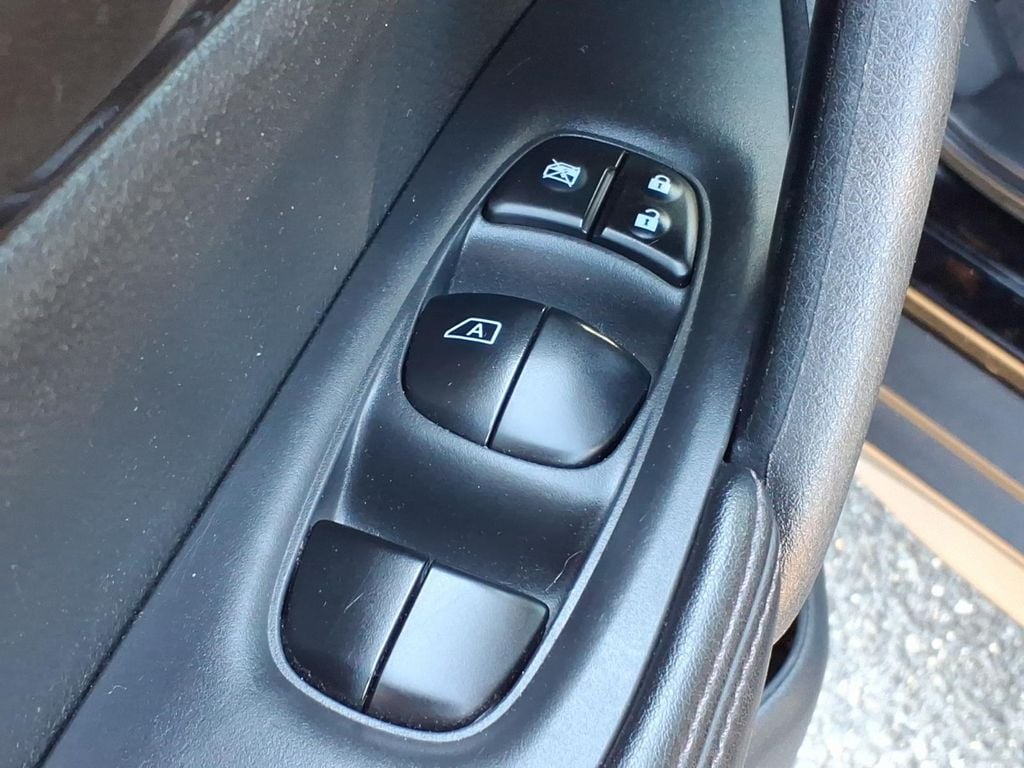 used 2020 Nissan Rogue car, priced at $13,599