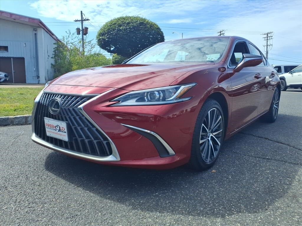 2023 Lexus ES 350 Premium photo 3