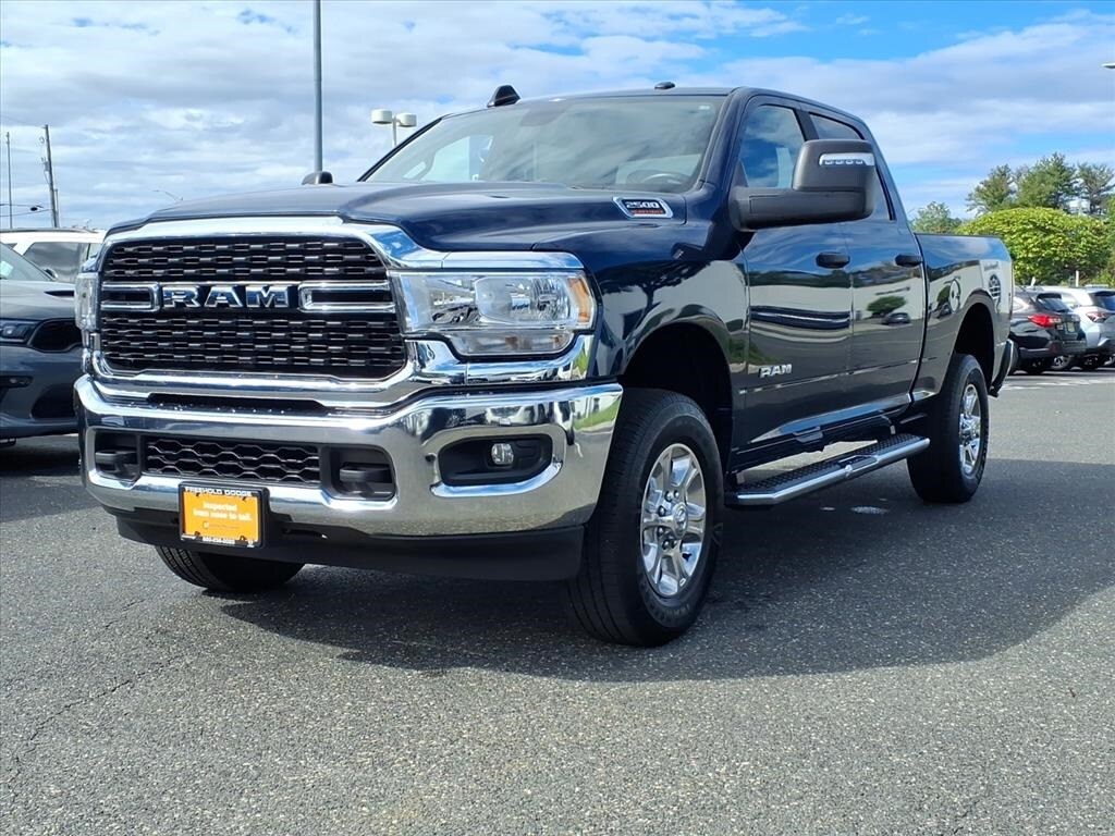 2024 Ram 2500 Big Horn photo 3