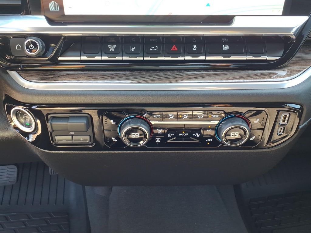 used 2025 Chevrolet Silverado 2500HD car, priced at $58,200