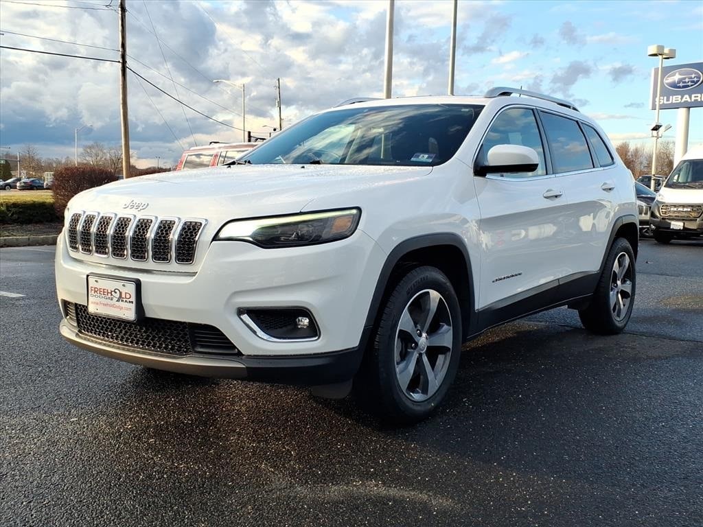 used 2019 Jeep Cherokee car, priced at $13,500