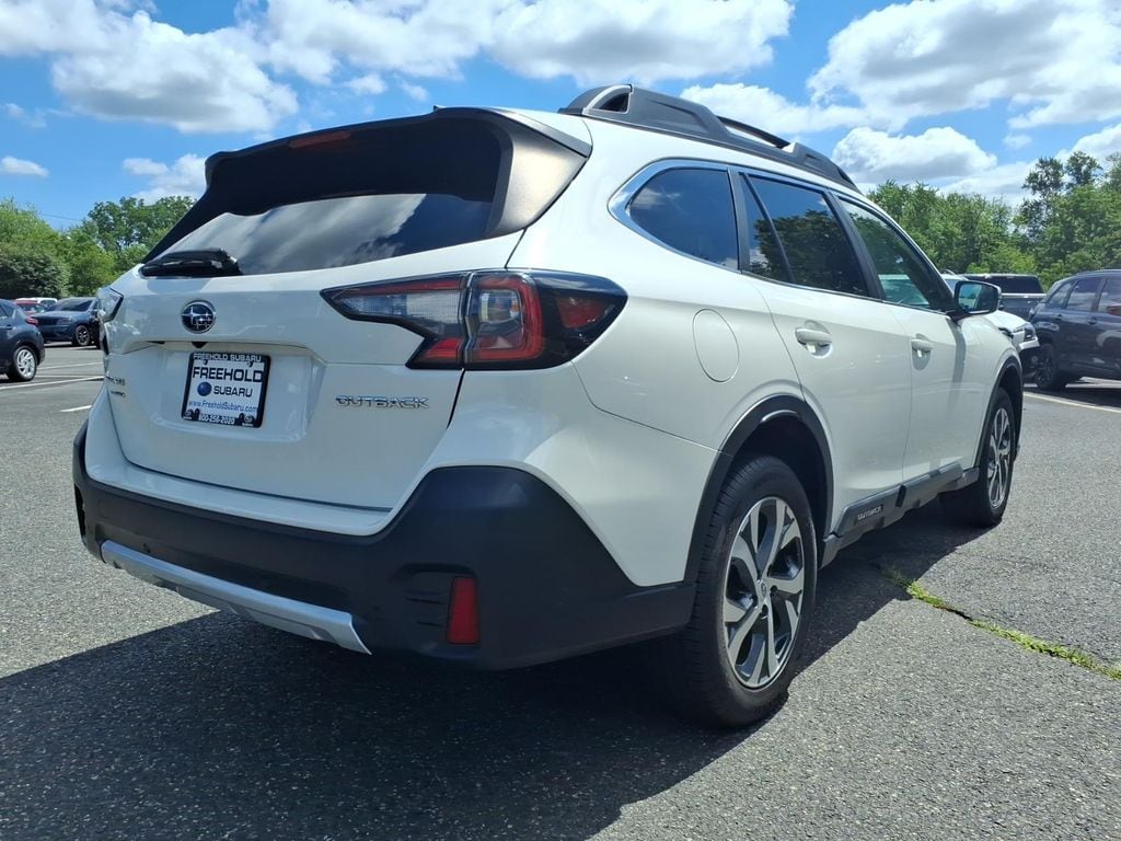 2022 Subaru Outback Limited - Photo 19