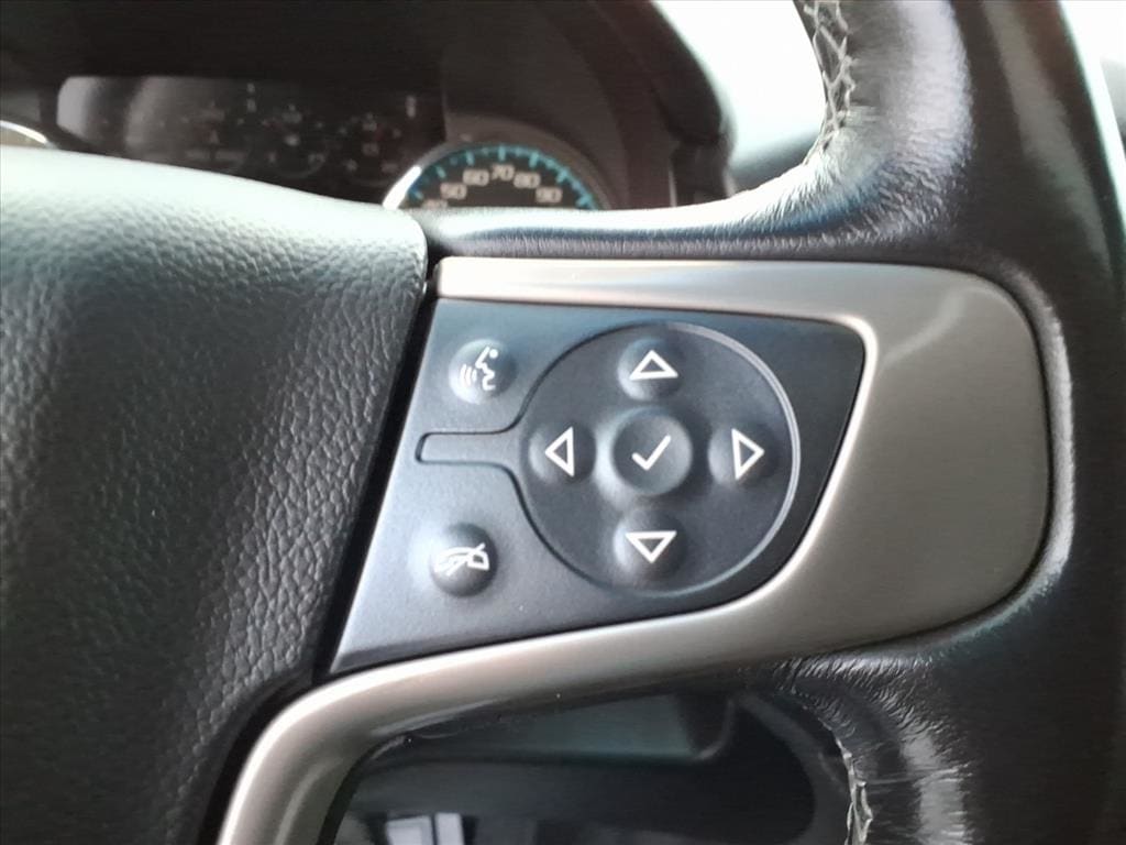 used 2020 GMC Yukon XL car, priced at $31,900