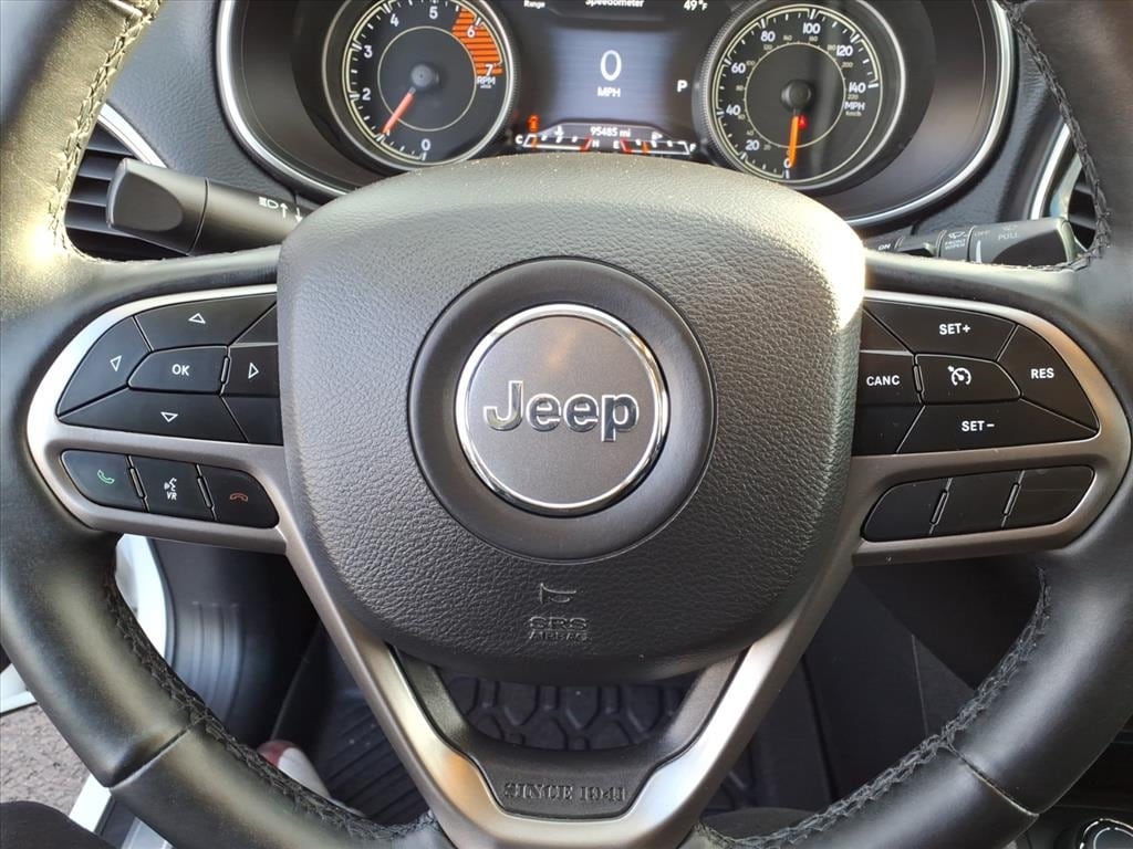 used 2019 Jeep Cherokee car, priced at $13,500