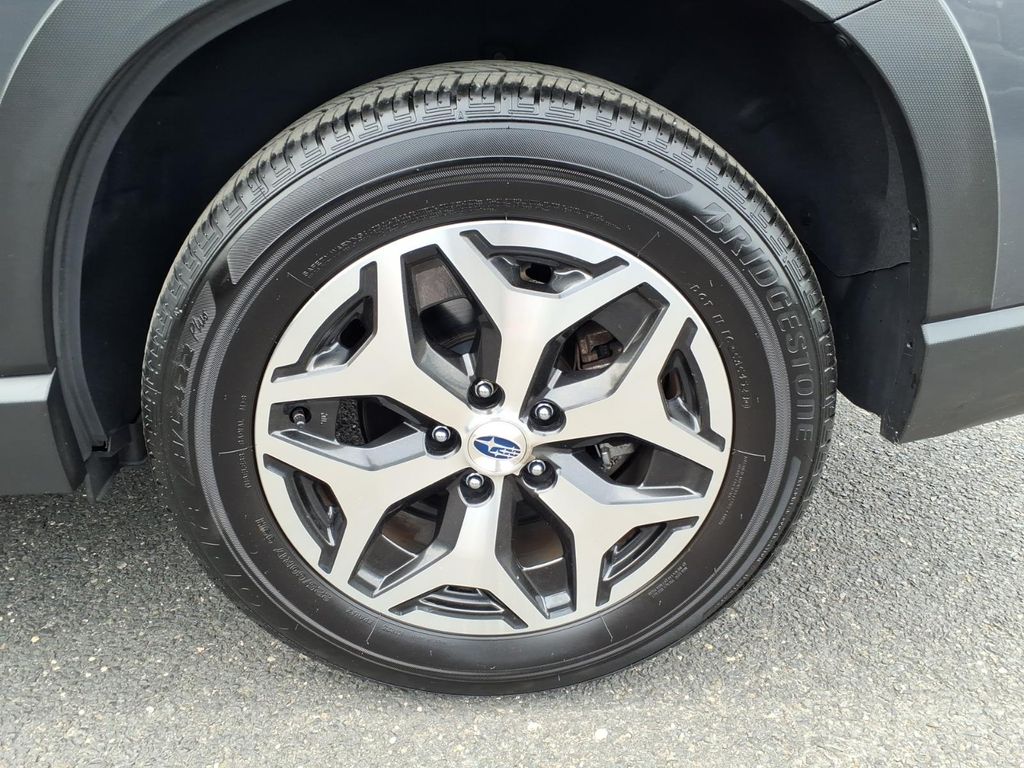 used 2024 Subaru Forester car, priced at $29,199