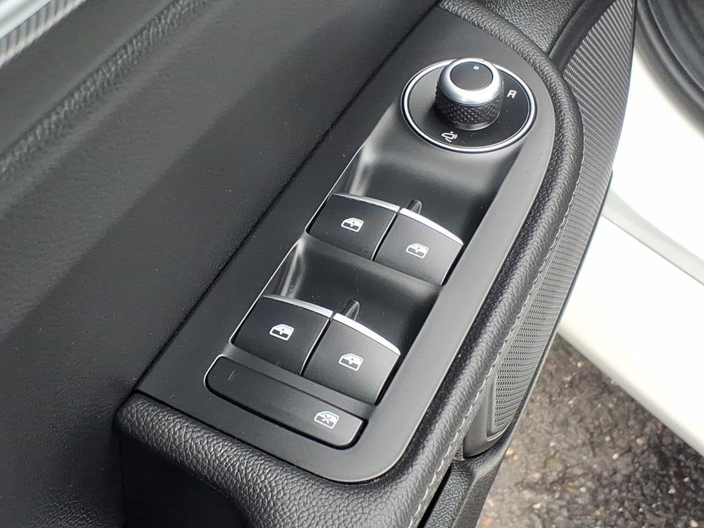 2024 Alfa Romeo Giulia Veloce - Photo 13