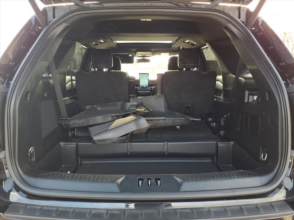 used 2023 Ford Explorer car, priced at $38,900