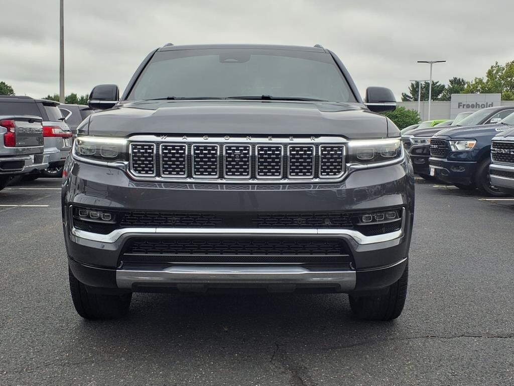 2024 Jeep Grand Wagoneer III photo 2