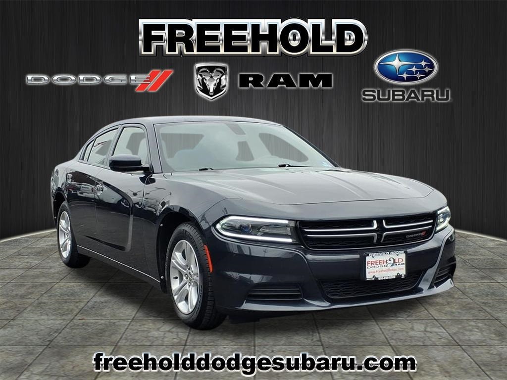 2017 Dodge Charger SE