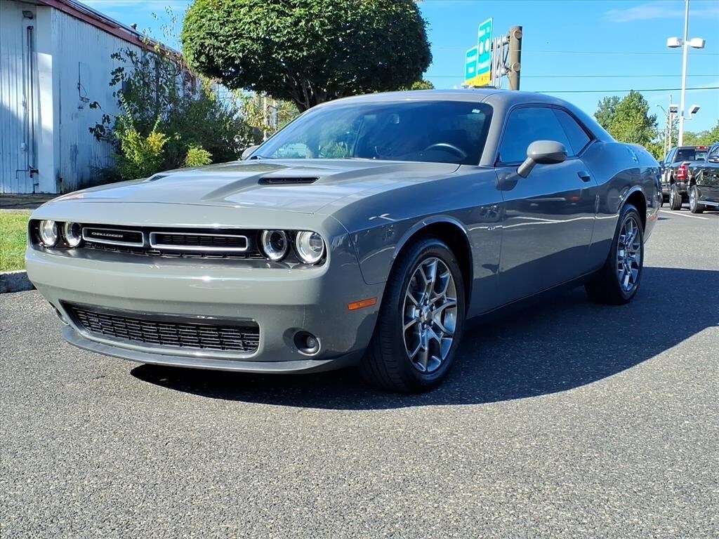 2017 Dodge Challenger GT photo 3